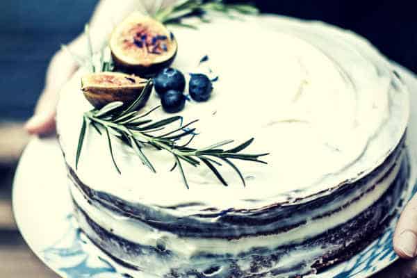 delicious-homemade-birthday-cake-blueberry