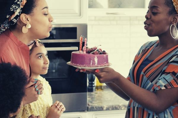 25 Other Ways to Wish Someone a “Happy Birthday”